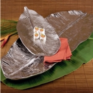Beatriz Ball Jungle Leaf Platter